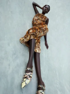 Beatriz Top in Gilt