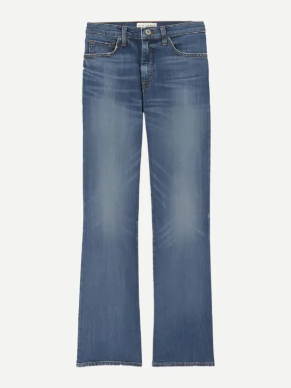 Boot Cut Jean in Classic Wash