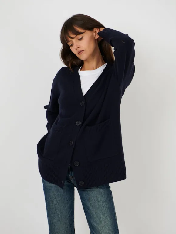 Comfort Cardigan in Navy