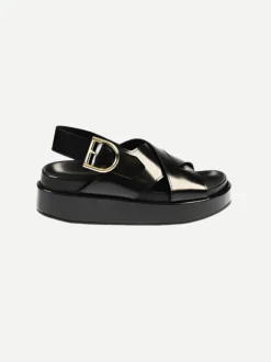 Crisscross Platform in Fussbett in Black