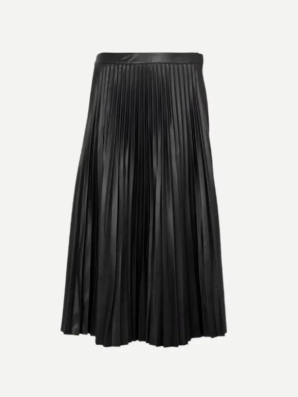 Faux Leather Pleated Skirt in Black