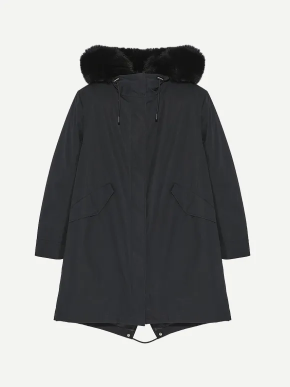 Fur Lined Waterproof Parka in Noir