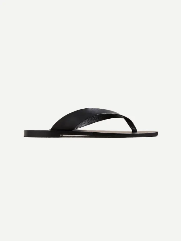 Kinto Sandal in Black