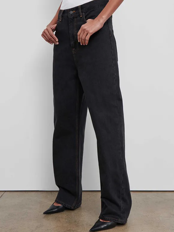 Low Rise Jean in Black