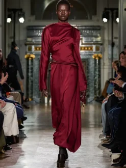 Padded Tube Detail Midi Dress in Oxblood