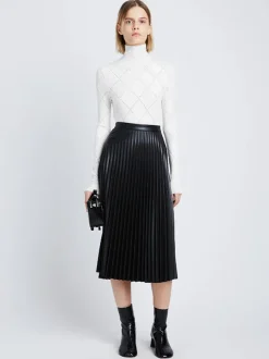 Pointelle Diamonds Turtleneck Top In Off White