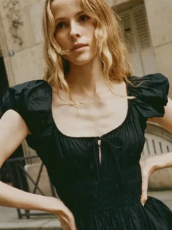 Quinn Dress in Black