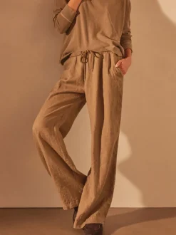 Relaxed Wide Leg Pant in Cashew Pigment