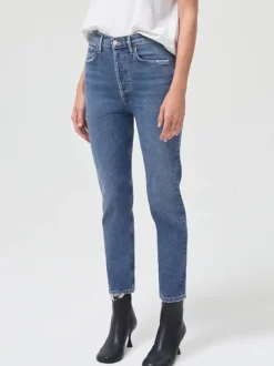 Riley Straight Crop