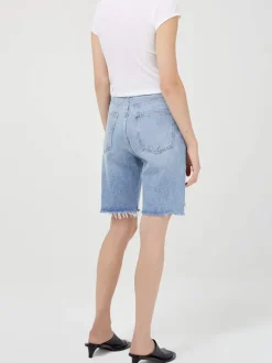 90s Mid Rise Loose Short in Swapmeet