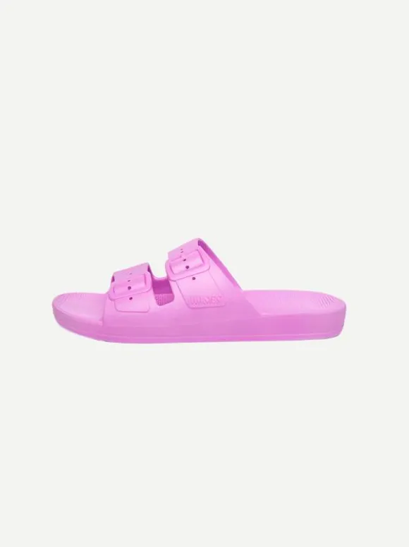 Solid Slides in Ultra