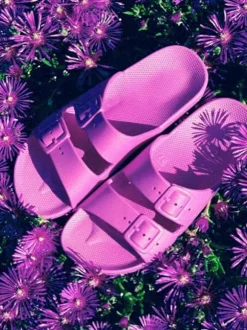 Solid Slides in Ultra