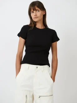 Taomi Tee Shirt in Black