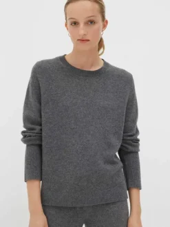 The Boxy Jumper in Grey