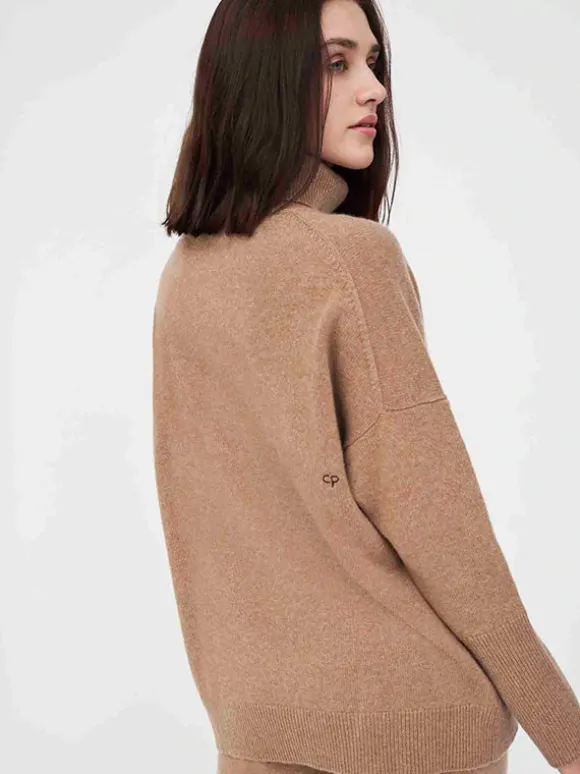 The Relaxed Polo in Camel
