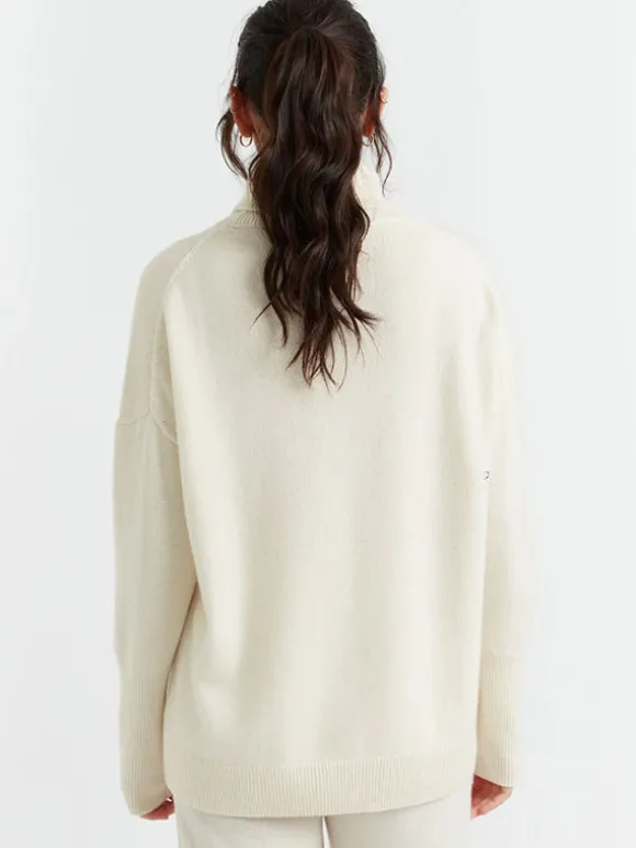 The Relaxed Polo in Cream