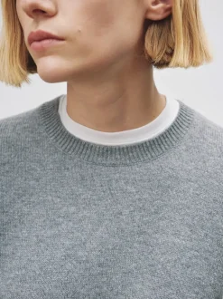 Waldorf Sweater in Light Grey Melange